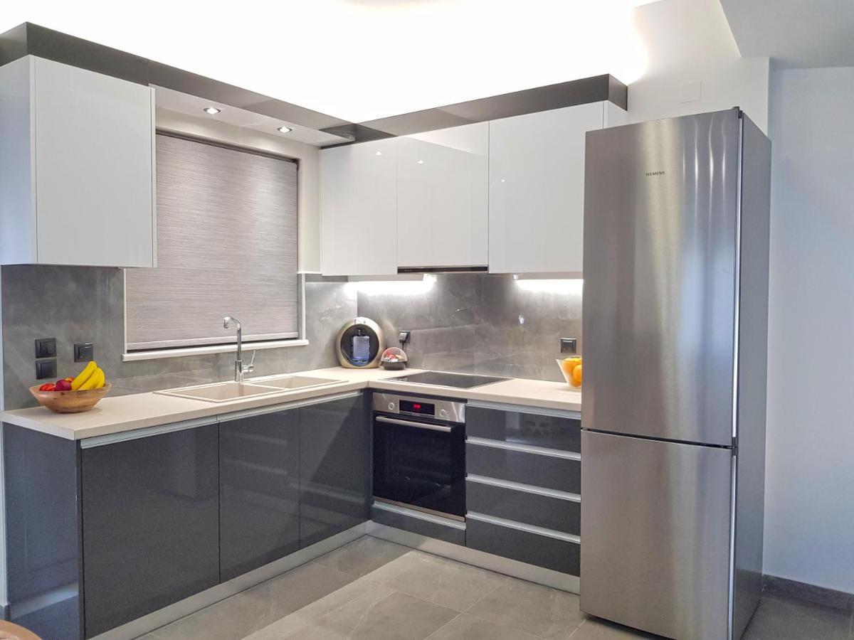 Four Seasons Homes スタロス エクステリア 写真